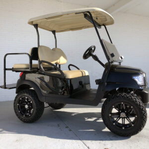 4 seater electric Lifted Alpha Club Car